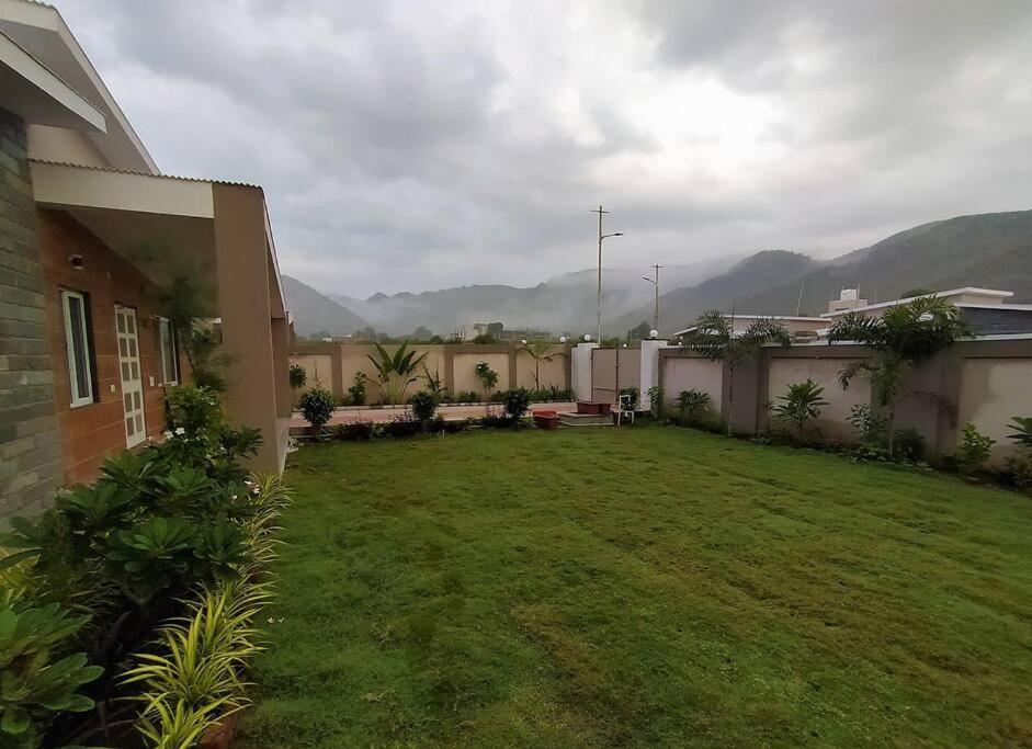 Nine Hill Villa - 2Bhk Private Villa With Pool Udaipur Extérieur photo
