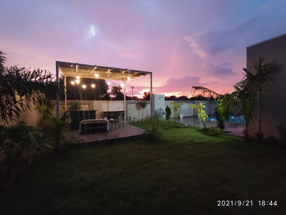 Nine Hill Villa - 2Bhk Private Villa With Pool Udaipur Extérieur photo