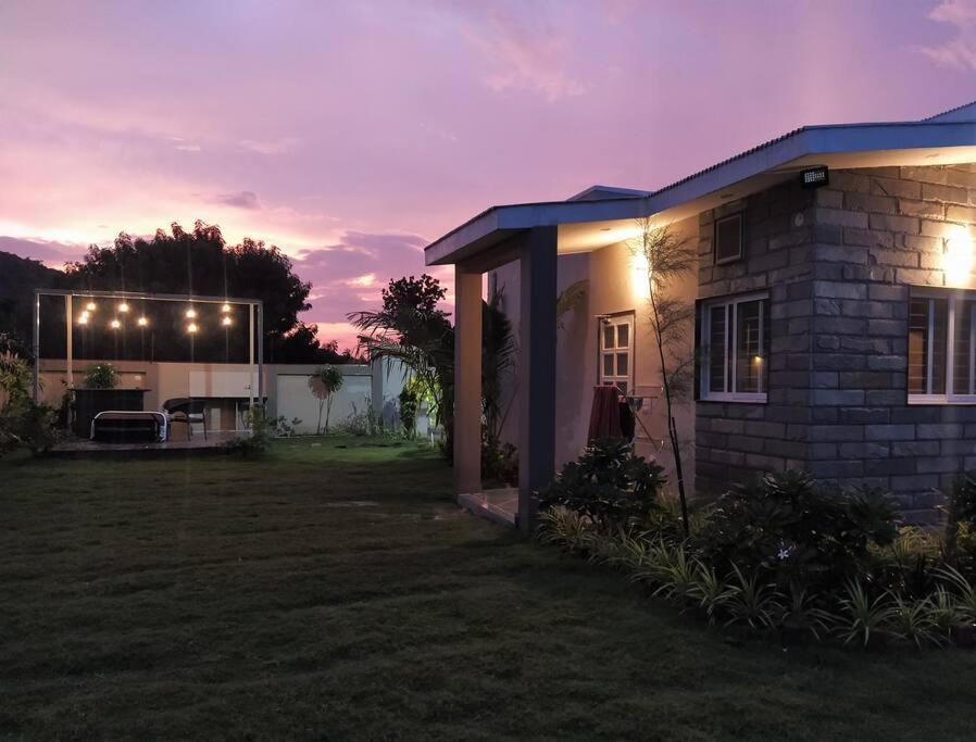 Nine Hill Villa - 2Bhk Private Villa With Pool Udaipur Extérieur photo